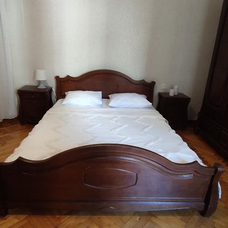 Flat in the city center Odessa Buitenkant foto