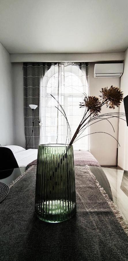 Flat in the city center Odessa Buitenkant foto