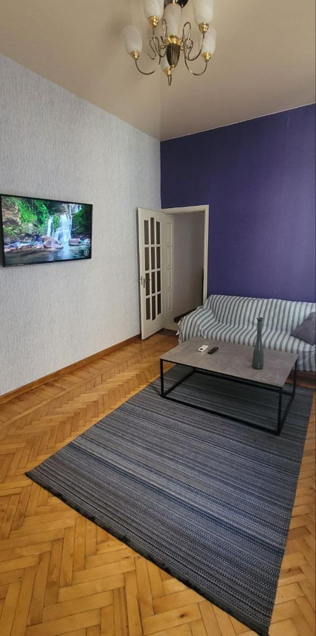 Flat in the city center Odessa Buitenkant foto